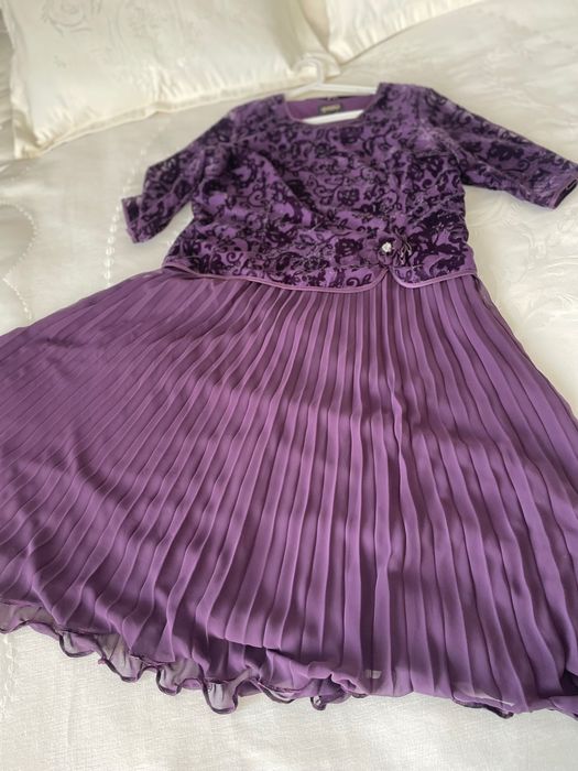 Нарядные вещи женские