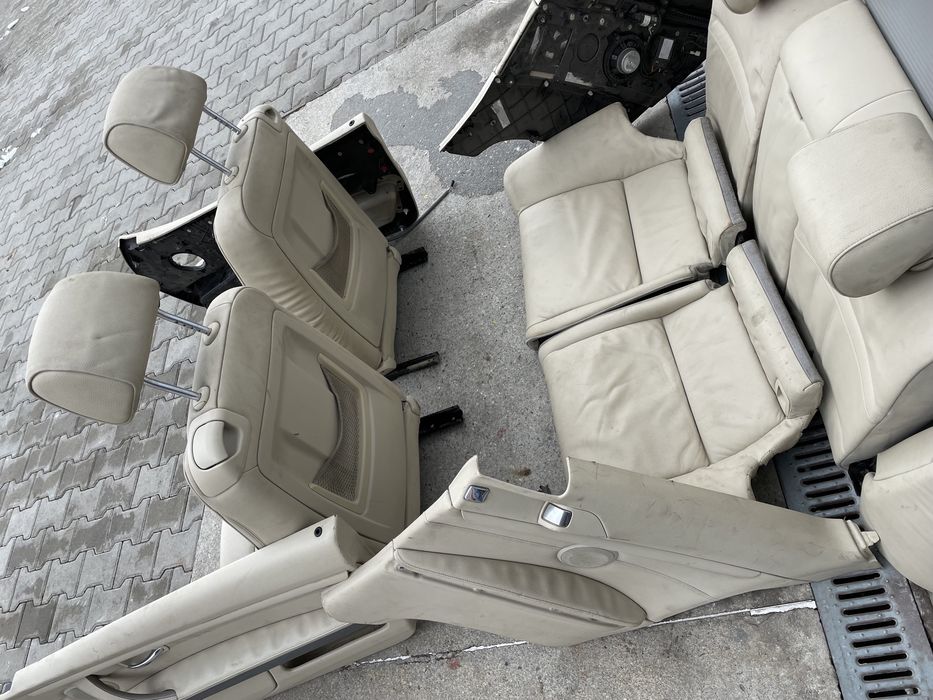 Кожен салон комплект за BMW E92 естествена кожа кремаво бежав перфектн