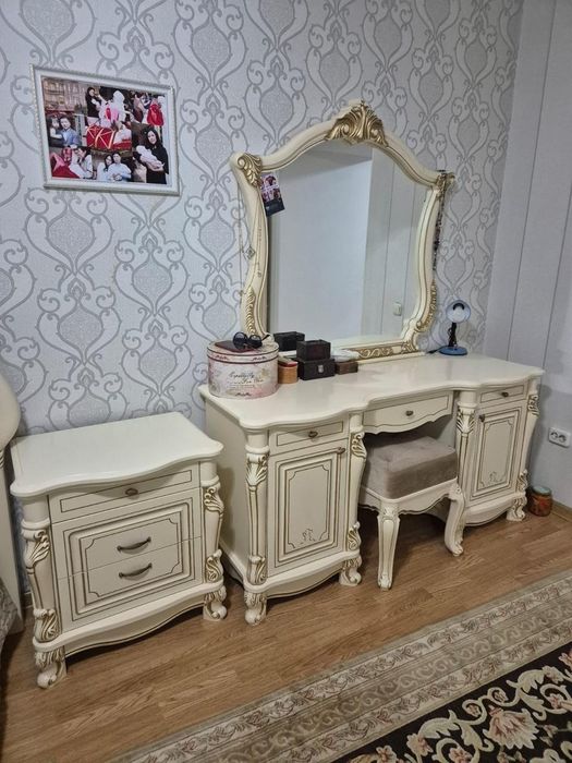 Продам спальный гарнитур производство Беларусь