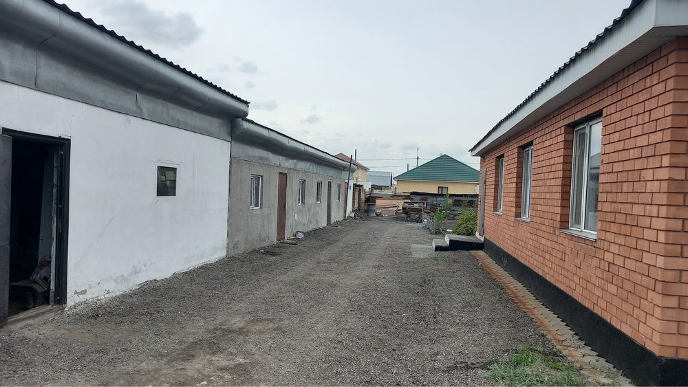 Сдам в аренду помешение по 15 кв метров,  под склад или жилье,