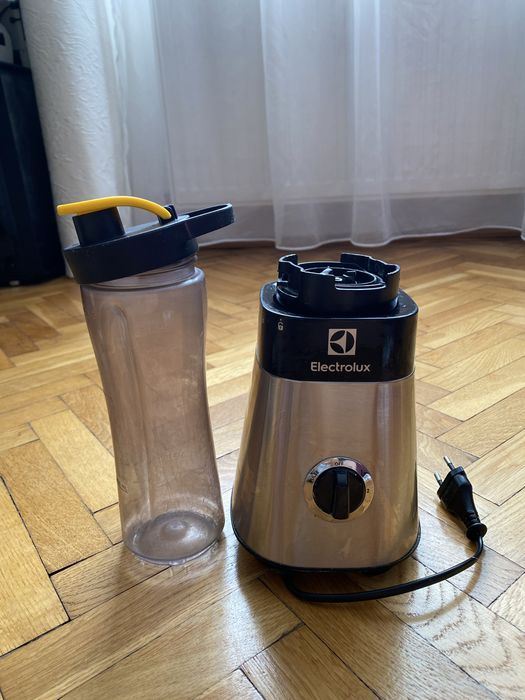 Blender sport Electrolux ESB2700, 400 W, 1 recipient x 600 ml