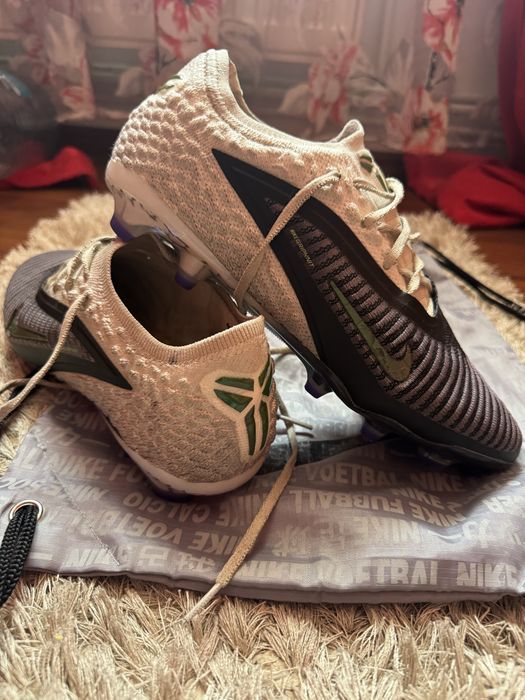Ghete fotbal nike phantom mamba kobe bryant FG