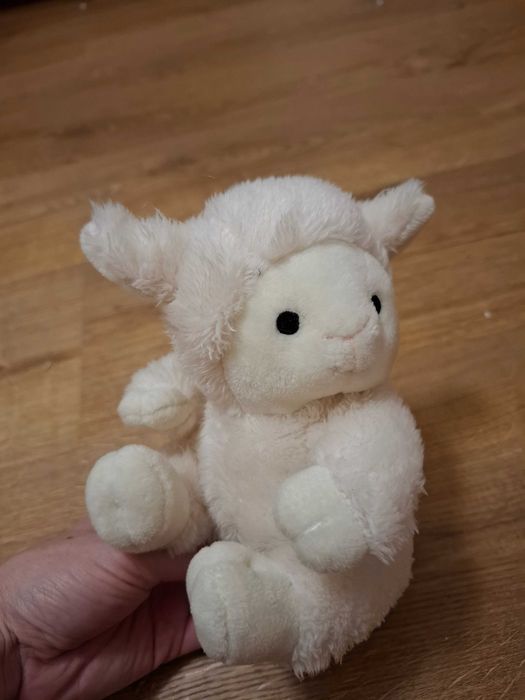 Плюшени играчки различни видове 10 лв. броя