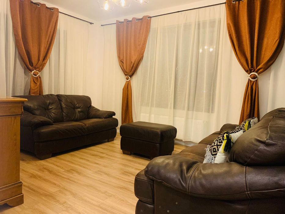 Inchiriez apartament nou 3 camere total mobilat și utilat, București, sector1