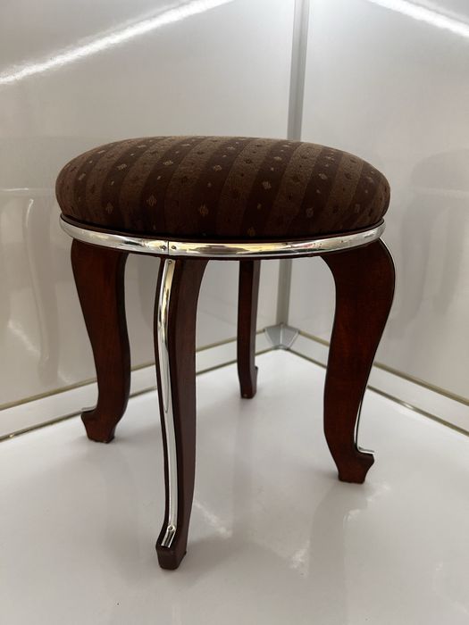 Витиндж табуретка