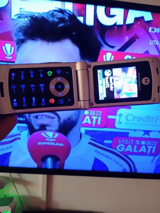 Motorola w377  full box ( decodat, aproape nou)