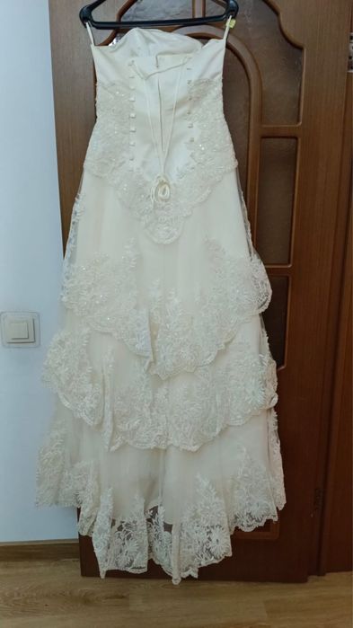 Продаются платья