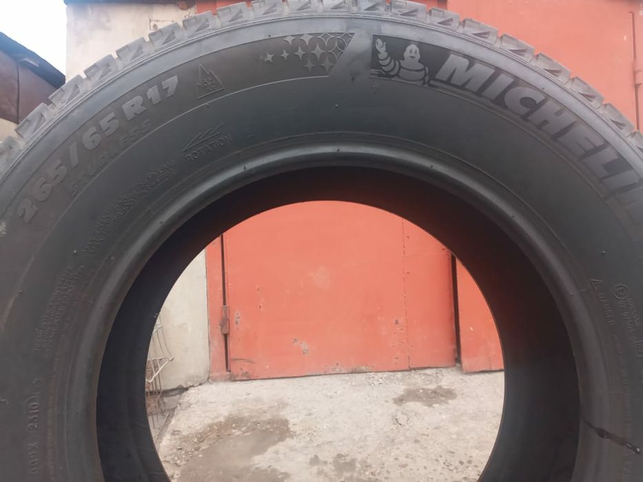 Продам резину Michelin .ACHILLES