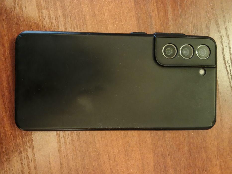 Продам свой Samsug Galaxy S21 FE
