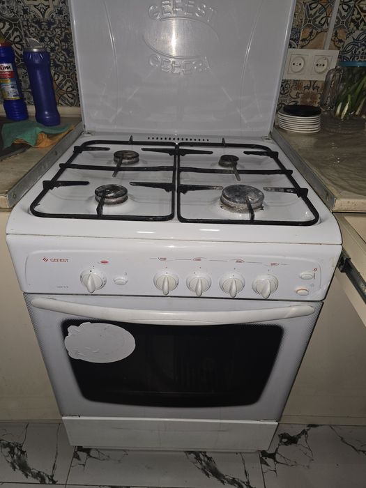 Газ плита Гефест сотилади