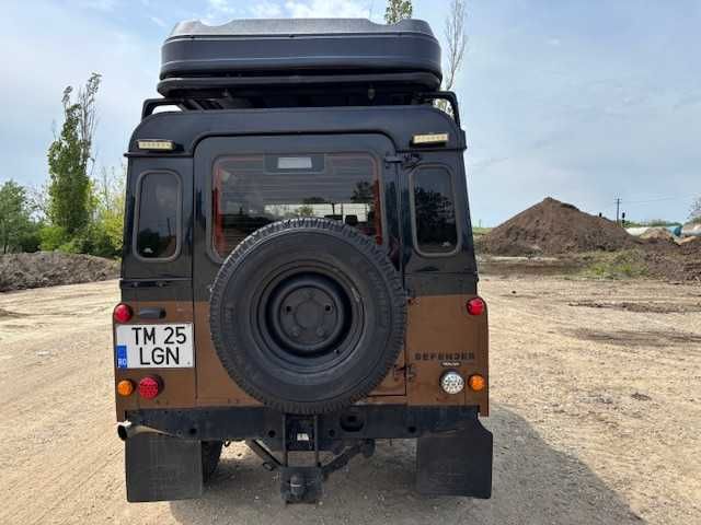 autoutilitara land rover defender puma