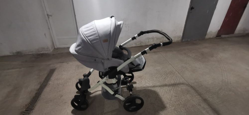 Бебешка  Количка