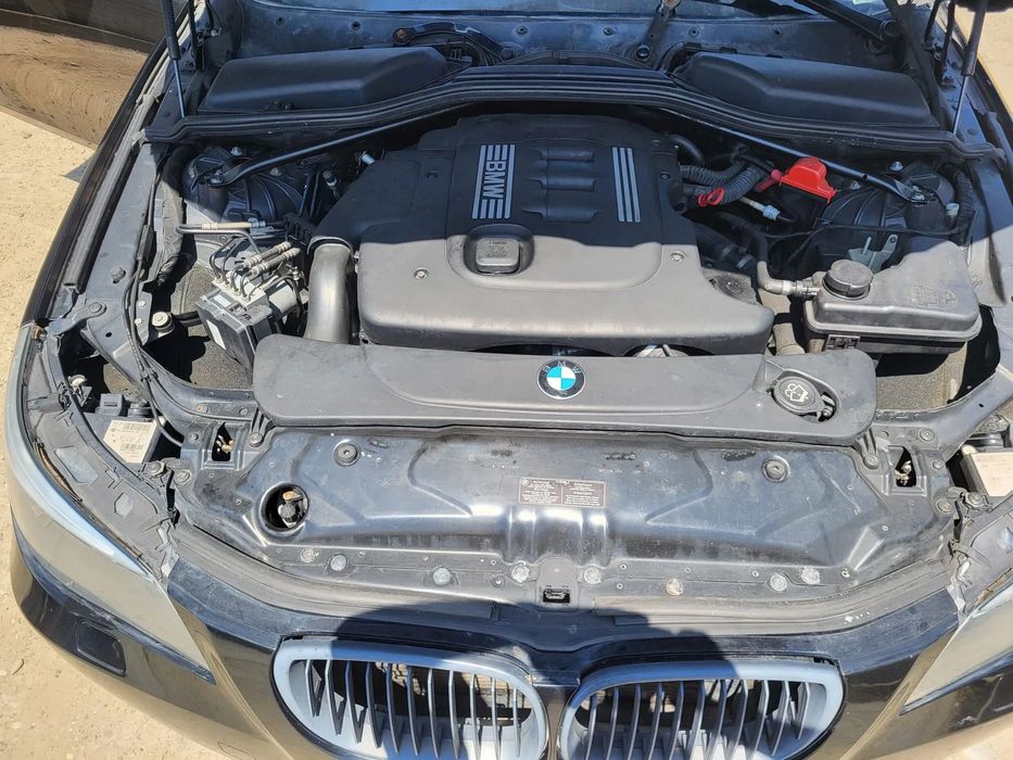 TRAGER/CAPOTA/FARURI/ARIPI BMW E60 520 D AN 2007 LCI