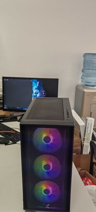 Добро Геймърско PC Ryzen 5 5600G/16Gb DDR5/512GB SSD+500Gb HDD/RX 6600/Гаранци