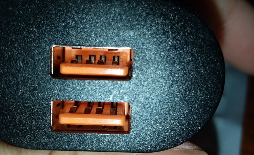 Адаптер с 2 USB ELEMENT-5