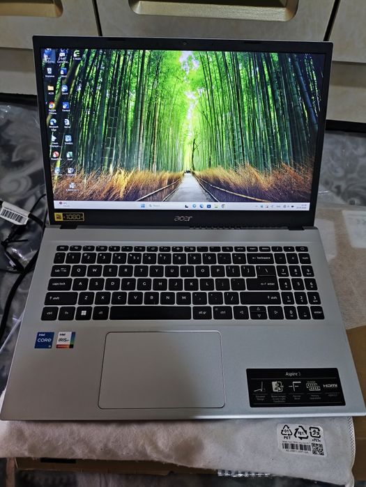 Acer Aspire 3   core i 5 xotira 8/512 GB