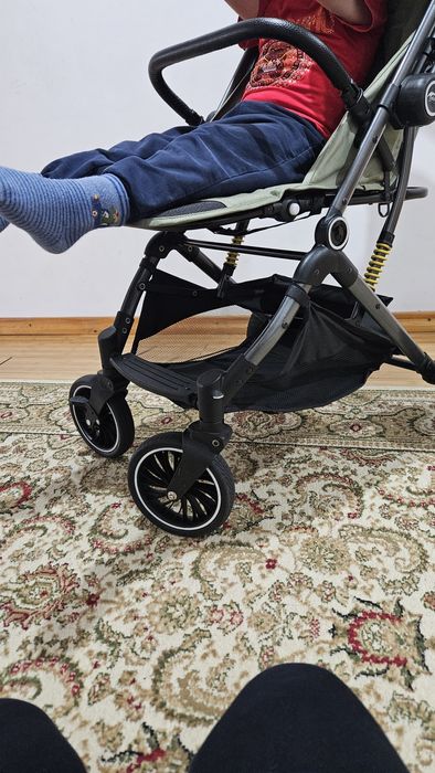 Коляска прогулочная