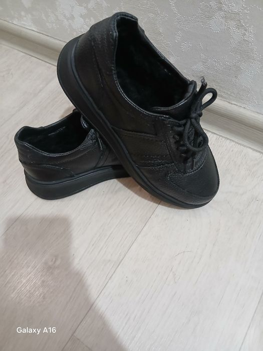 Продам обувь 14000