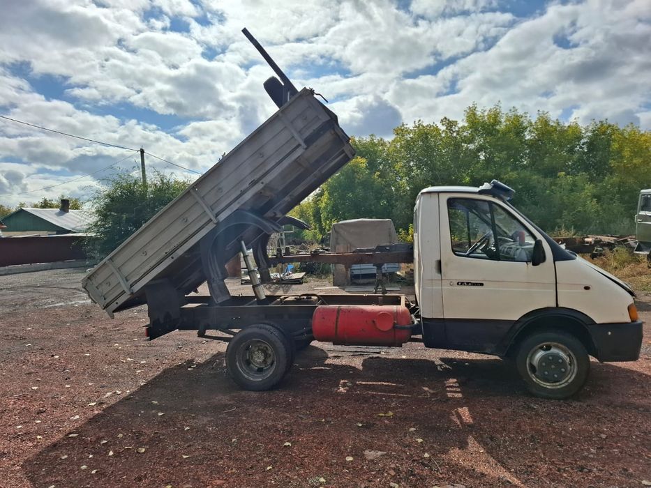 Продам газель самосвал , срочно  торг .