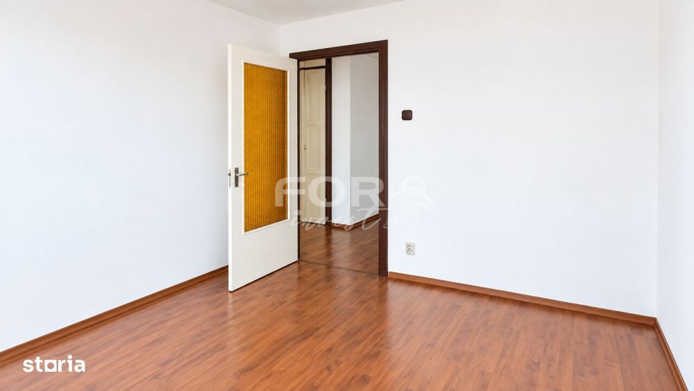 Apartament cu 4 camere decomandat, 92mp, 2 bai, Bulevardul Dimitrie