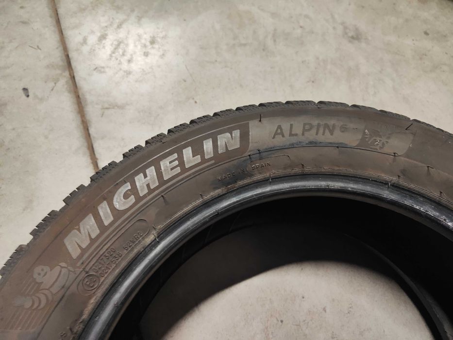 2бр.зимни гуми 215/55/17 Michelin