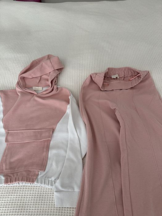 Спортно-елегантен комплет панталон и блуза на Petite Fleur за момиче