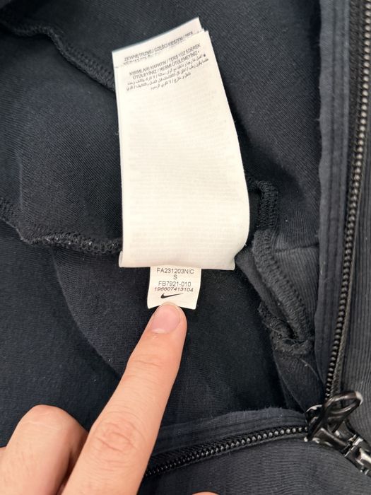 Nike tech fleece black