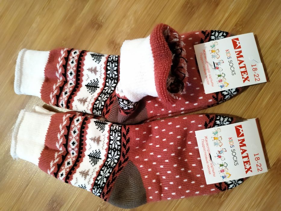 Носки по 200 тенге