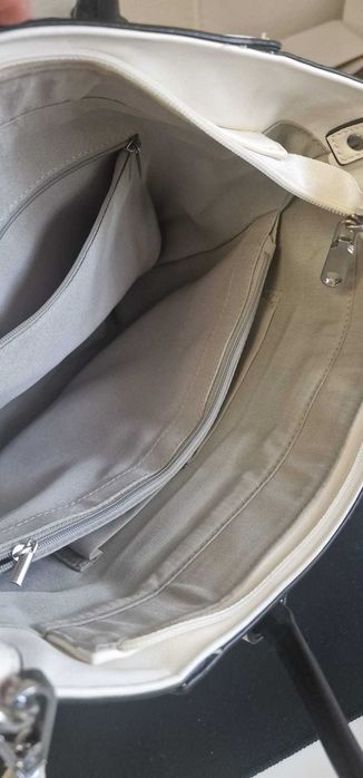 Geanta de mana, tip tote