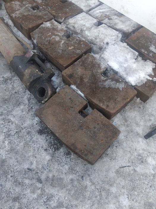Противовес чугунные