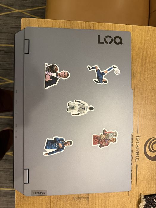 Lenovo loq 15IRX9