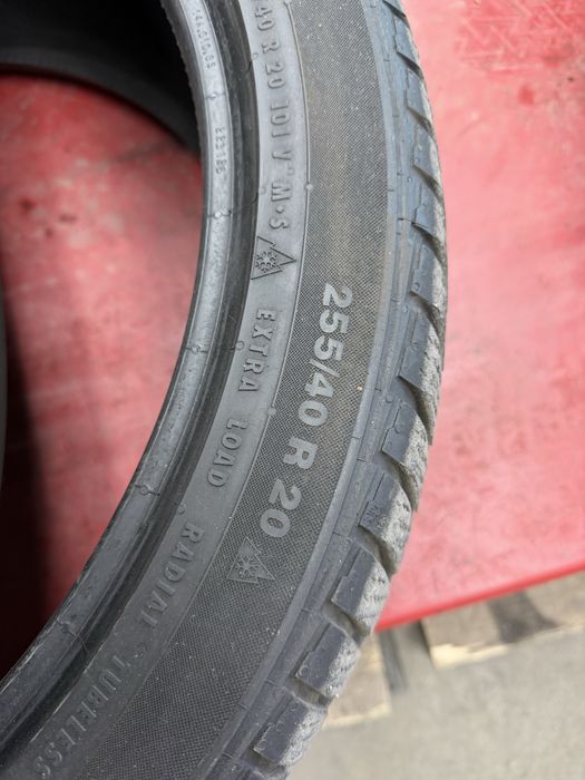Гуми Continental 255/40/20 – DOT 2223