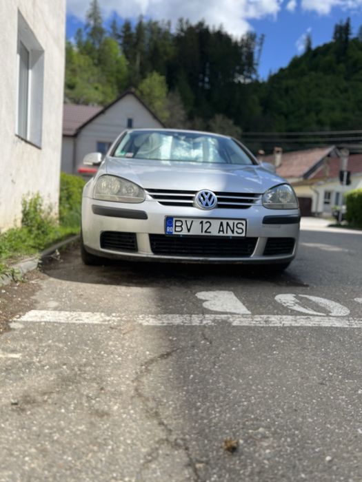 Golf 5 1.6 fsi vand sau schimb