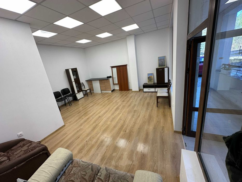 Продава се Магазин в Банско - 58 кв.м за 1189 €/кв.м - Снимка #3