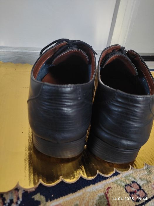 Мужские туфли чёрные в отличном састоянии