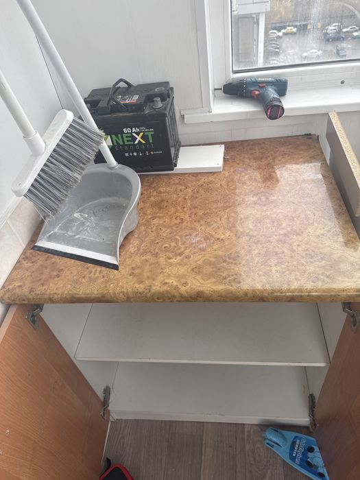 Отдам даром шкаф!