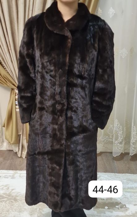 Норковый шуба красивый