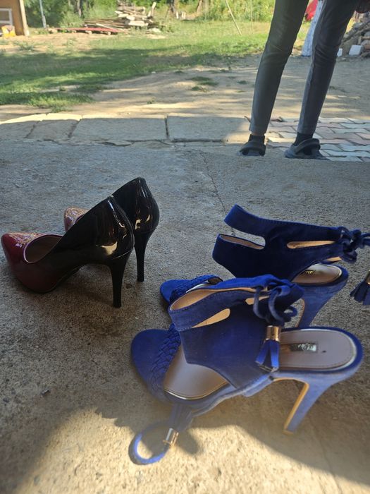 Pantofi  cu toc eleganți
