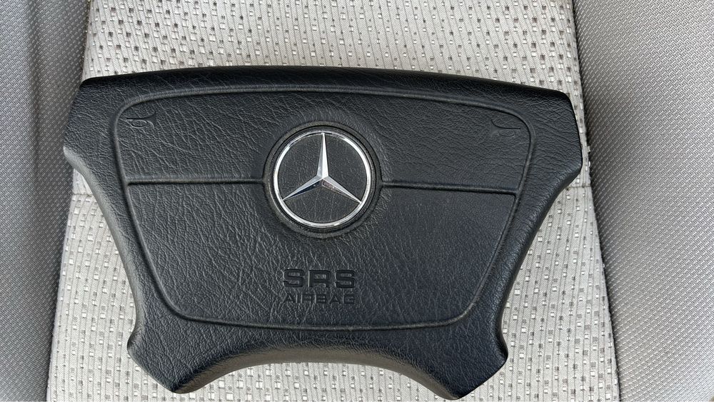 Подушка безопасности Мерседес