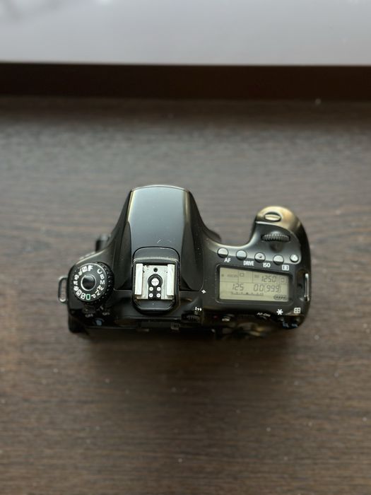 Canon EOS 60D фотоаппарат