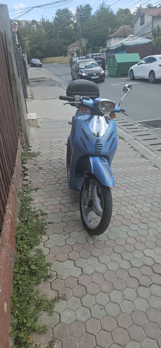 Scuter yamaha why mbk functioneaza impecabil