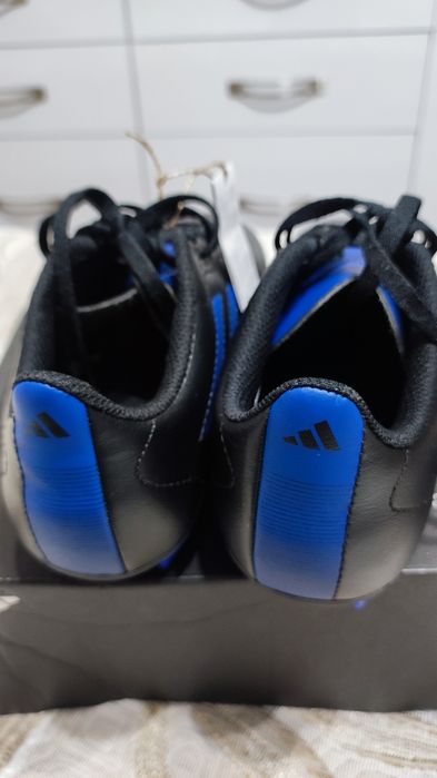 Детски бутонки adidas