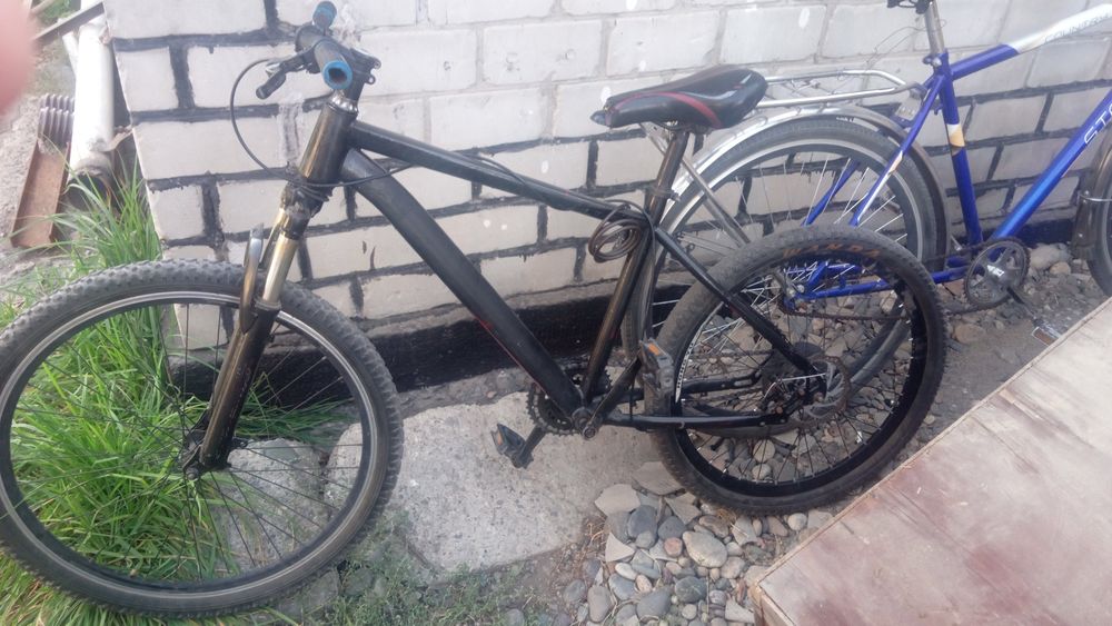 Срочно продам Горный Велосипед