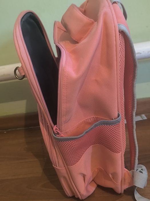 Школьный рюкзак для девочек