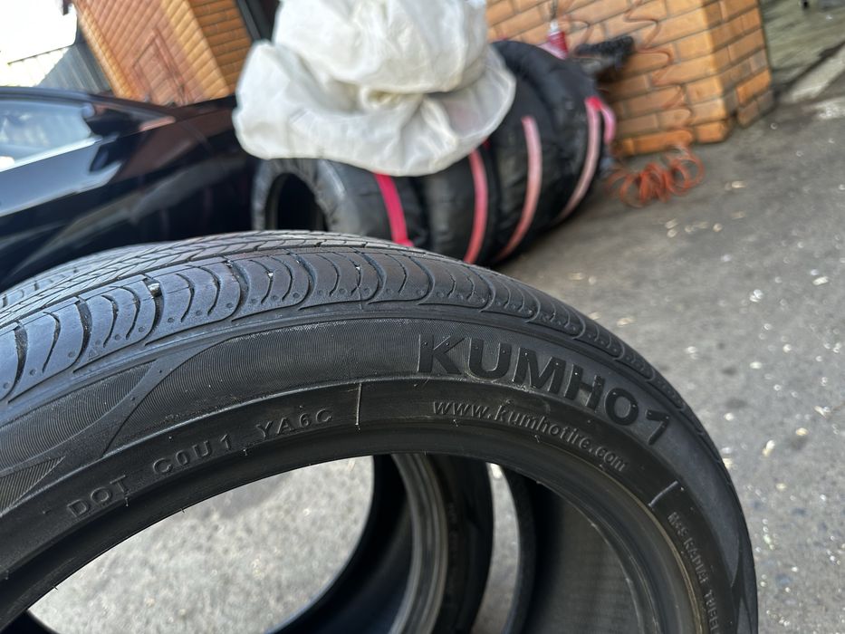 Шины 225/45/17 летние kumho