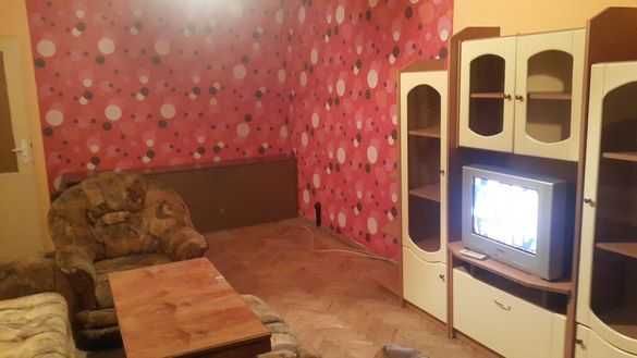 Двустаен апартамент в Люлин 3