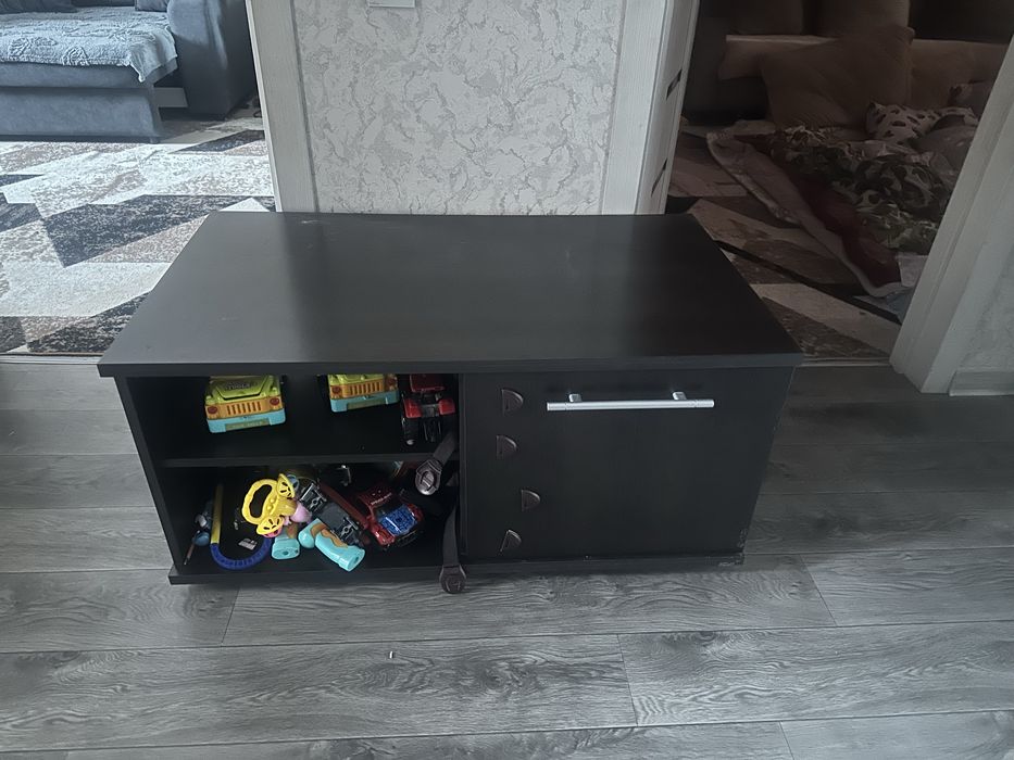 Тумбочка шкаф под телевизор