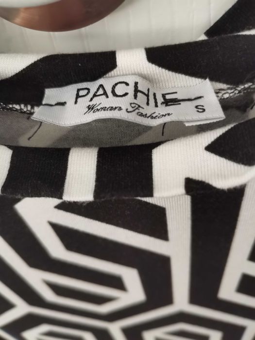 Геометрична Дамска блузка