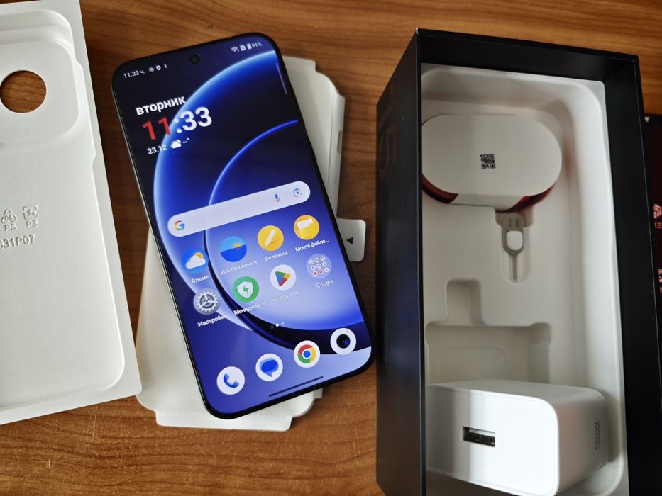 Чисто нов OnePlus 15 12/256GB с Oxygen OS 16 с  Android Auto и Еsim