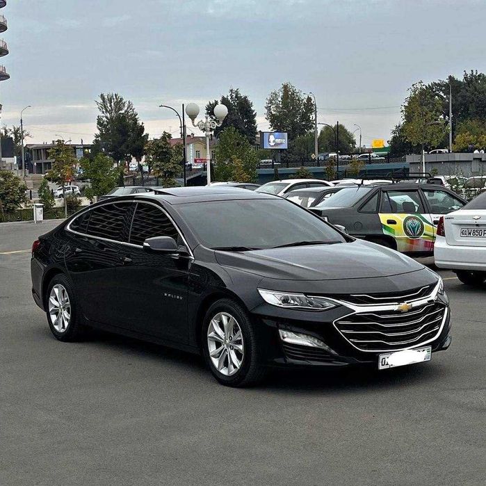 Срочно!!! продаётся машина Malibu Premer